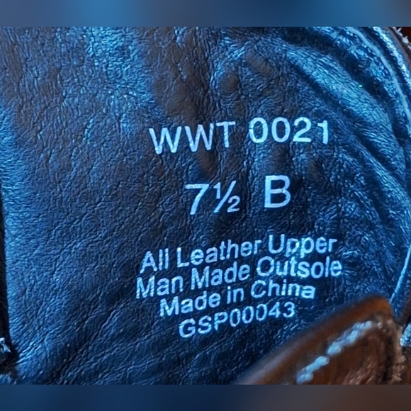 TWISTED X Leather cowboy boots.  Black with black stitching. Size 7 1/2 - Picture 8 of 8